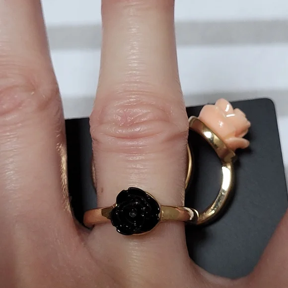 NWT 3 PACK OF RINGS! - Picture 5 of 7